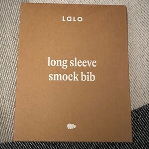 BEAND NEW! Lalo smock bib…2 available!